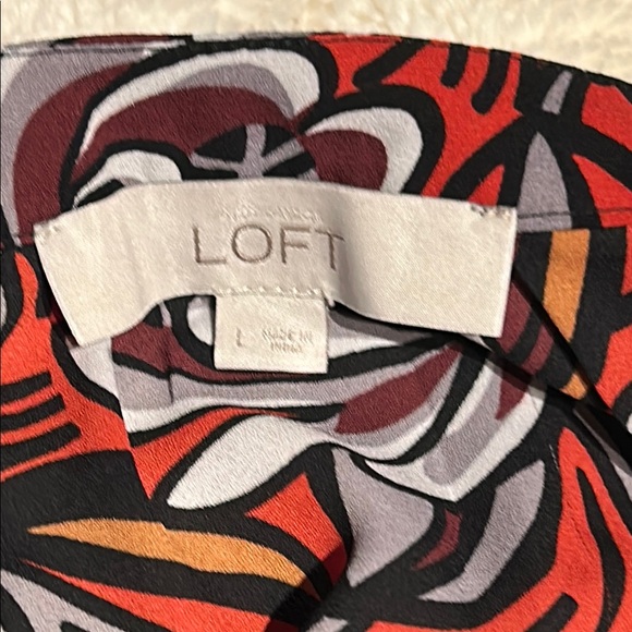 LOFT Multicolor Floral Top - Picture 5 of 7